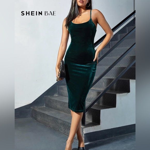 SHEIN Midi Dress in Velvet Green - Picture 6 of 9